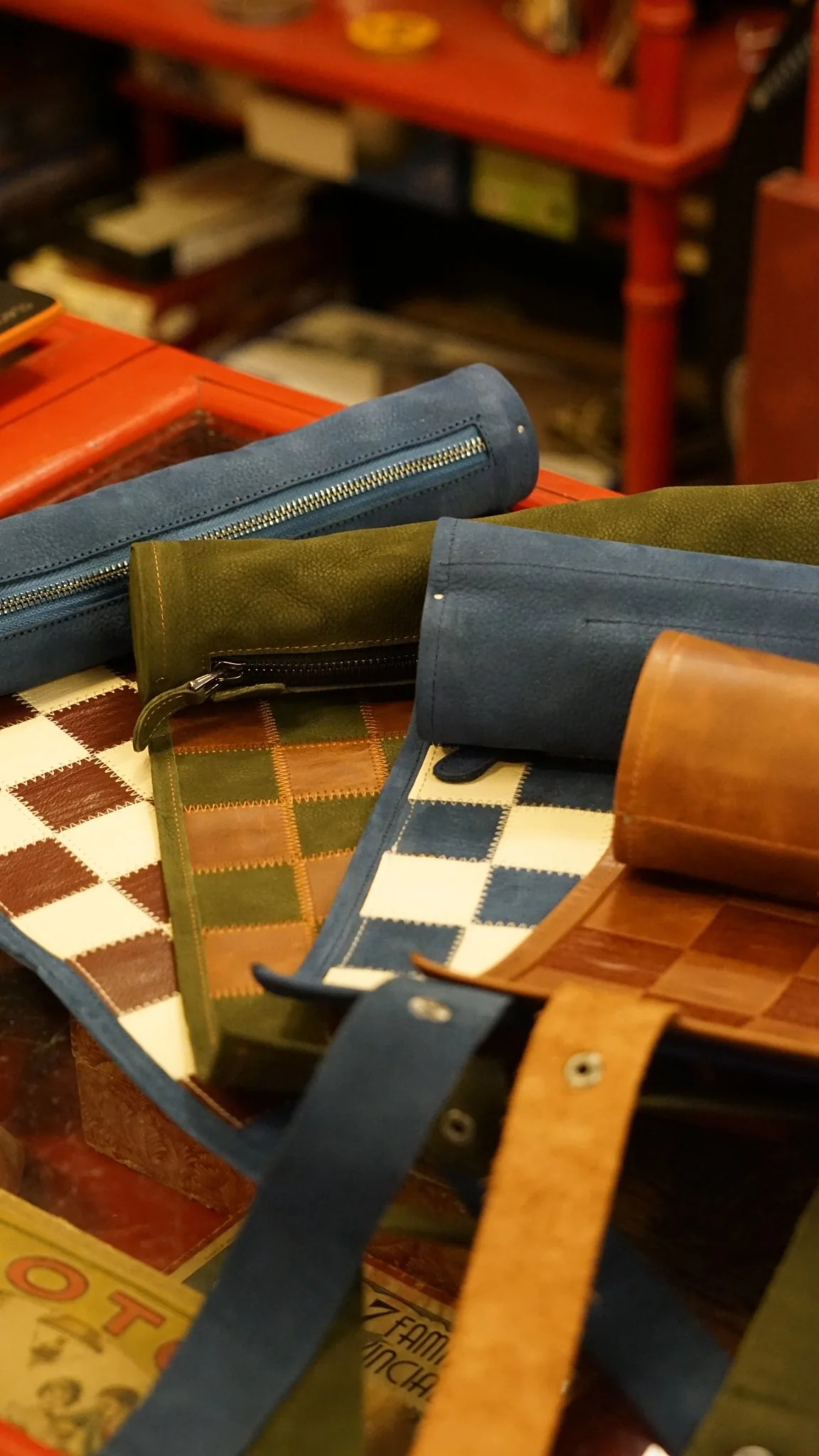 Ensemble jeu d'échecs en cuir - magnétique - Vert / Marron - mélia games - Image 8