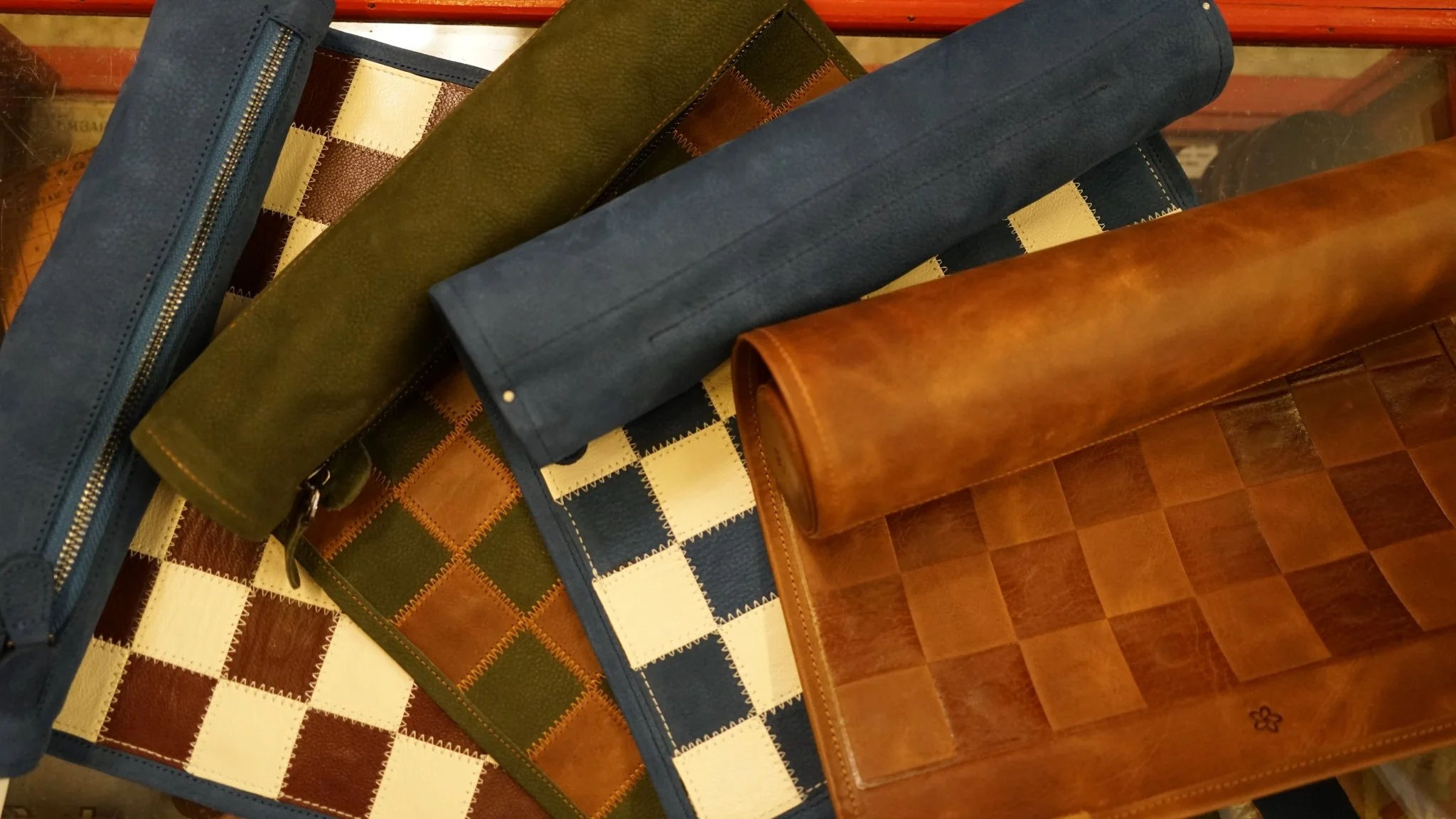 Ensemble jeu d'échecs en cuir - magnétique - Vert / Marron - mélia games - Image 9