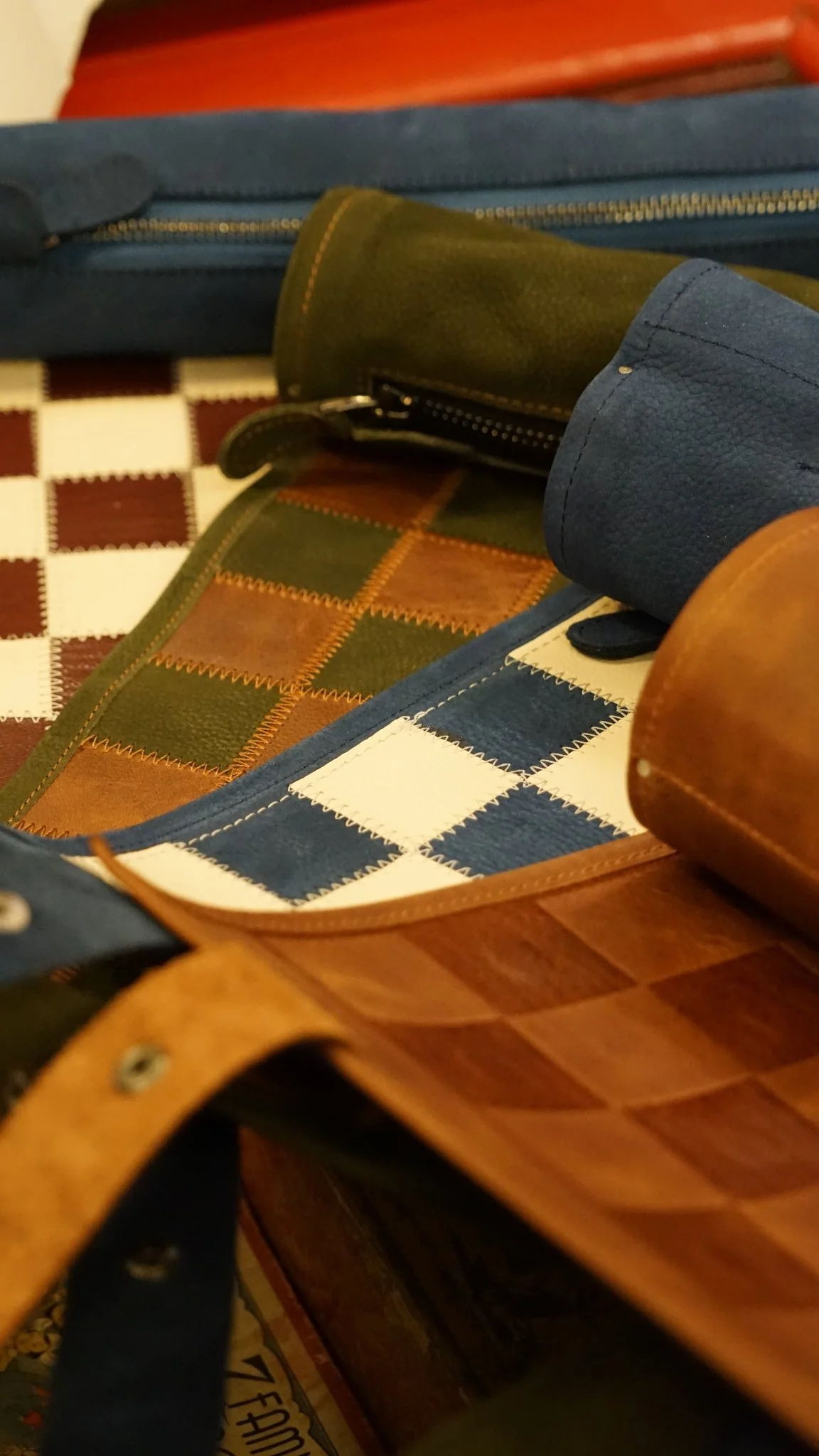 Ensemble jeu d'échecs en cuir - magnétique - Vert / Marron - mélia games - Image 10
