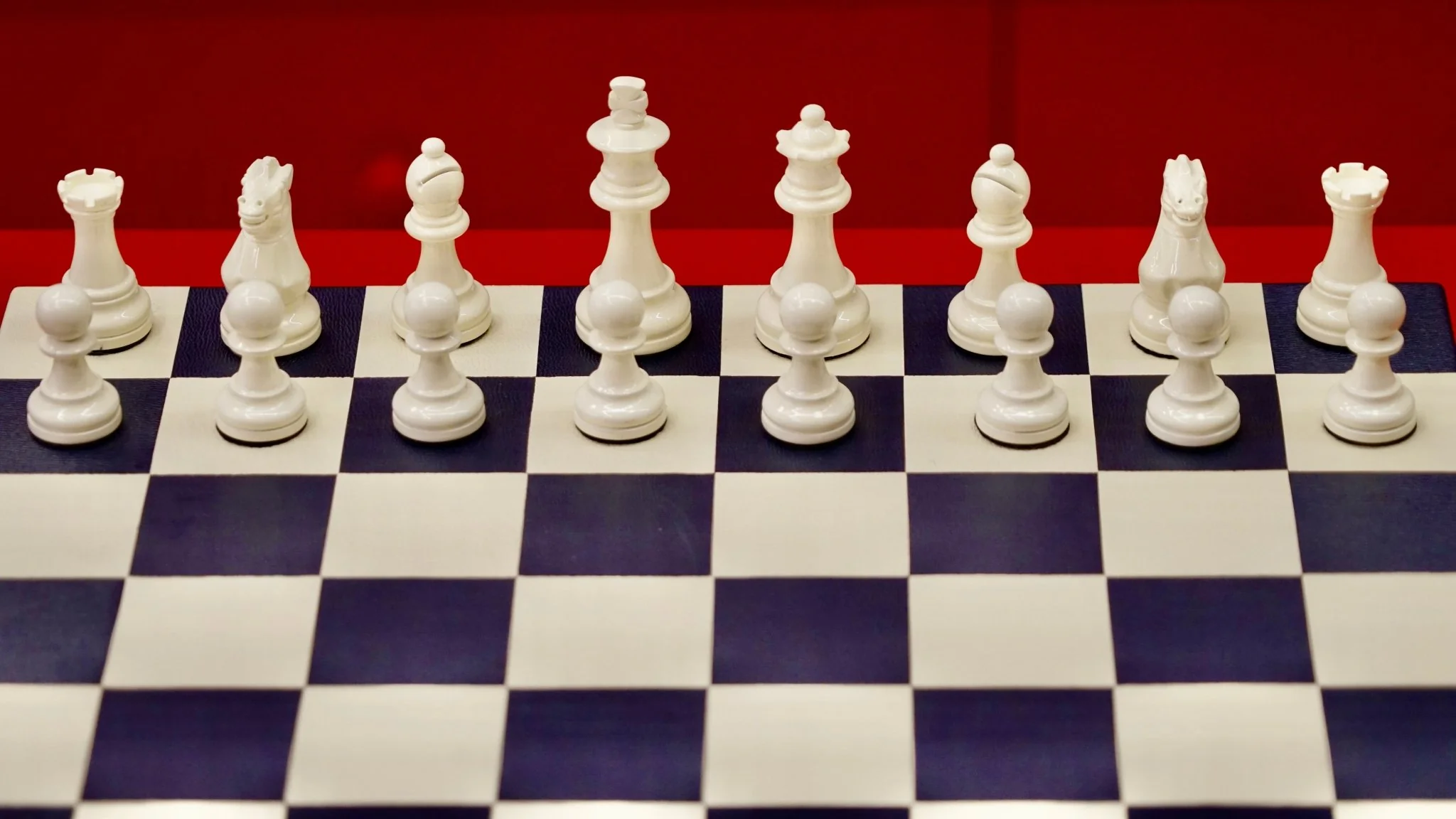 Jeu d'échecs en marqueterie de cuir - Exemplaire unique - Fabrication française - Image 10